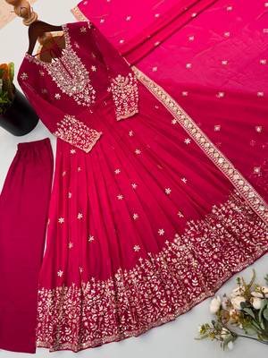 Red georgette embroidered flared gown set 4
