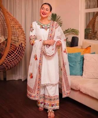White crepe embroidered salwar kameez 1