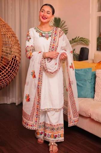 White crepe embroidered salwar kameez