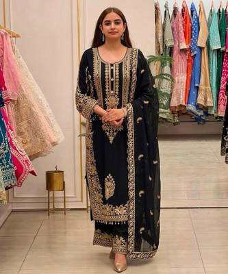 Black faux georgette embroidered kurta set 2