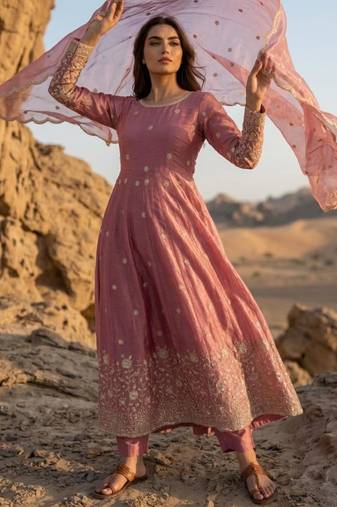 Pink silk blend embroidered flared gown set