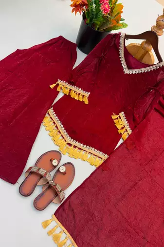 Red silk blend lace palazzo set