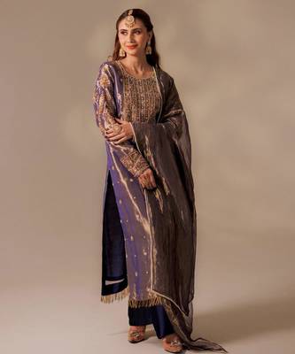 Purple silk blend embroidered kurta set 1