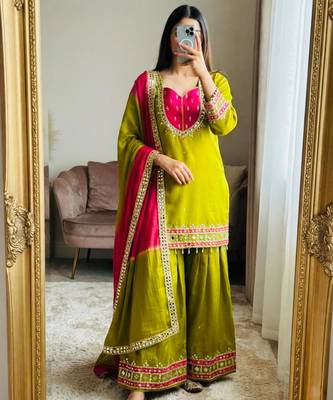 Green silk blend embroidered palazzo set 1