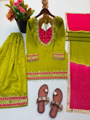 Green silk blend embroidered palazzo set 3