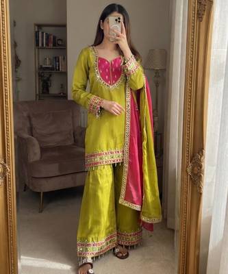 Green silk blend embroidered palazzo set 4