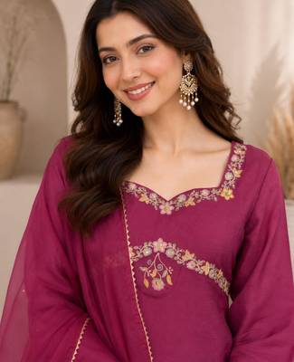 Pink silk blend embroidered palazzo set 2