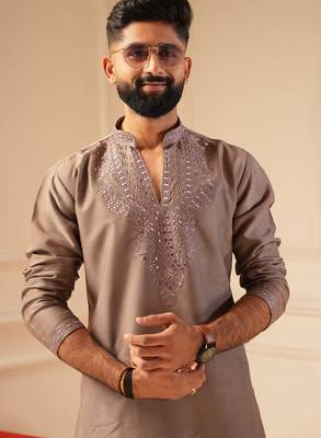 Pastel pink v_neck embroiderd kurta for men sort kurta 2