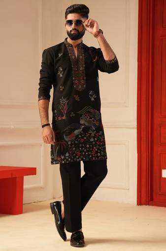 Black v_neck embroiderd kurta for men sort kurta