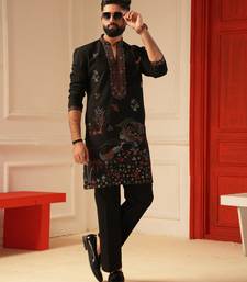 Black v_neck embroiderd kurta for men sort kurta