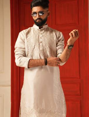 Pastel pink self embroiderd kurta for men sort kurta 2