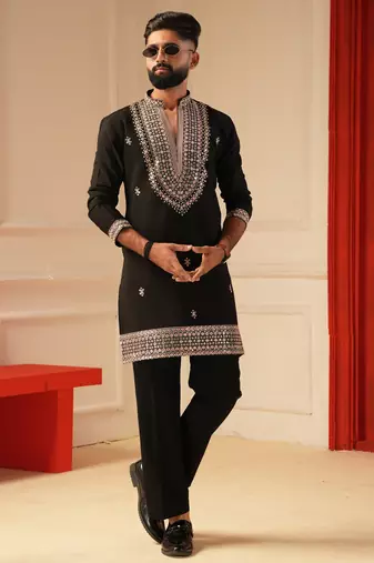 Black v_neck embroiderd kurta for men sort kurta