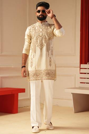 Cream embroiderd kurta for men sort kurta
