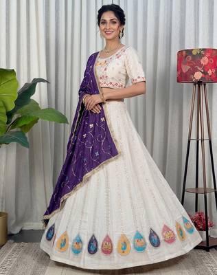 White Navratri Special Embroidered Lehenga Choli with Purple Dupatta 2