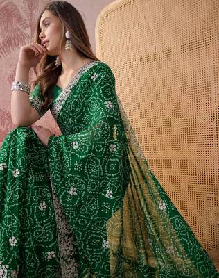 Green bandhani printed saree with embroidered border 2