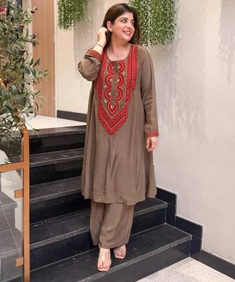 Women's Gorgeous Embroidery Work French Crepe Fabric Straight Kurta Palazzo Set 3