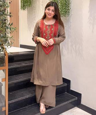 Women's Gorgeous Embroidery Work French Crepe Fabric Straight Kurta Palazzo Set 5