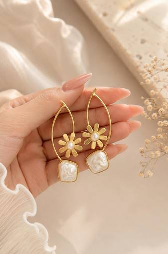 Gold-tone daisy flower baroque pearl drop earrings for women
