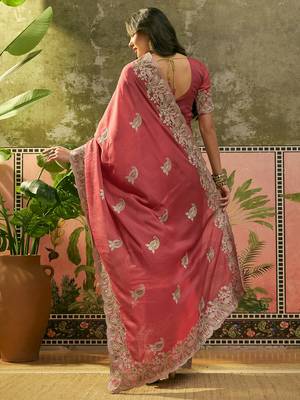 peach embroidered saree with paisley motifs 5