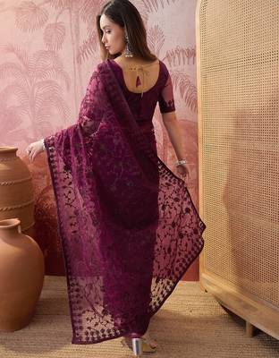 Purple embroidered sheer saree with floral motifs 5