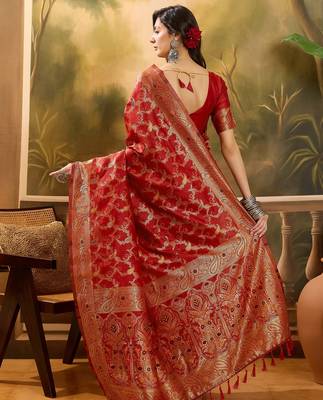 red banarasi jacquard saree with intricate zari weaving, mina & lace work on pallu 5