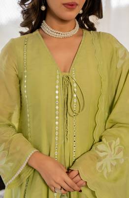Women's Gorgeous Embroidery Work Chanderi Silk Fabric Flared Anarkali Pant and Dupatta Set 2