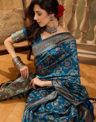 teal blue banarasi jacquard saree with golden zari weaving & tassel pallu     unstitched blouse 2