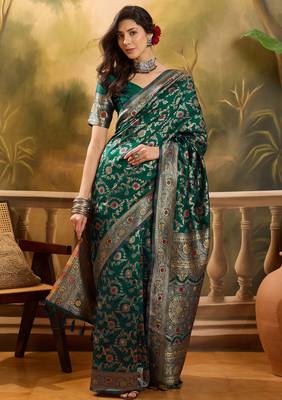 green banarasi jacquard saree with golden zari weaving & tassel pallu     unstitched blouse 1