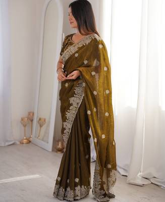 Mehendi silk blend with embroidery work saree with blouse 3