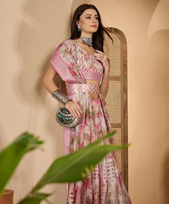Pastel pink linen silver zari digital print saree with latkan tassel pallu & belt 4