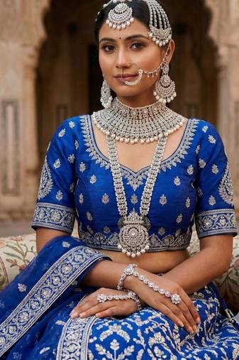 white 2-layer bridal jewelry set with earrings, maang tikka, pasha, nath & panja   rhodium plated