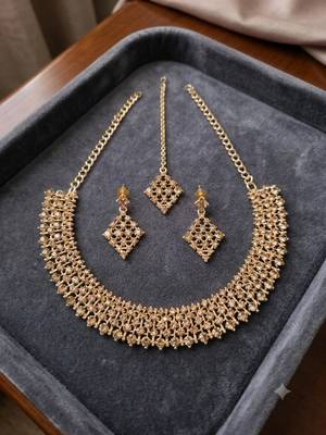 Full lct necklace set with earrings, maang tikka & agate stone | gold plated 2