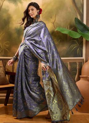 lavender banarasi jacquard saree with elegant zari weaving & tassel pallu     unstitched blouse 2