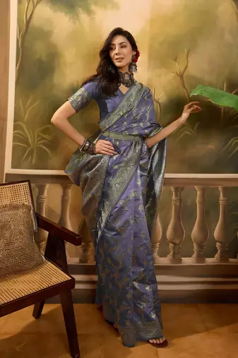 lavender banarasi jacquard saree with elegant zari weaving & tassel pallu     unstitched blouse