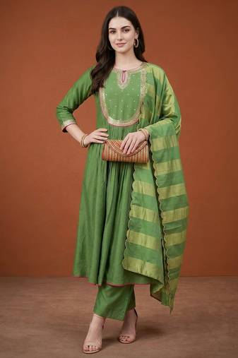 Women's Gorgeous Embroidery Chanderi Fabric Flared Kurta Pant and Dupatta Set
