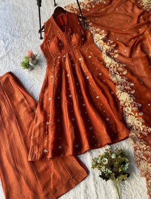 Orange crunchy kurta sharara set with dupatta 3