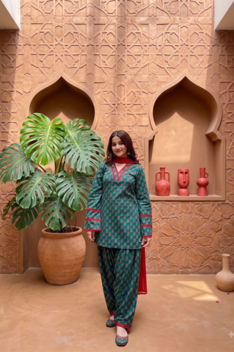 Women's green floral print kurti with farshi pant & dupatta set