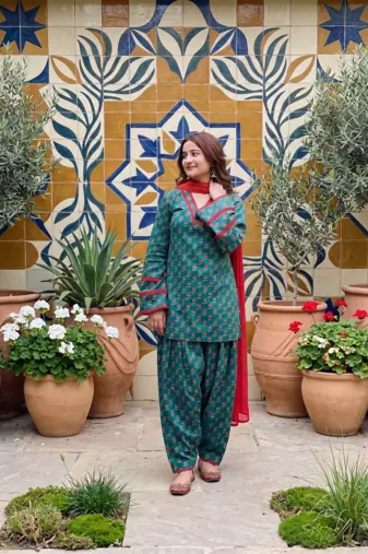 Women's green floral print kurti with farshi pant & dupatta set