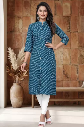 Blue cotton blend geometric printed kurta for women