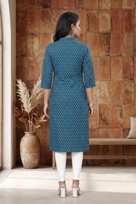 Blue cotton blend geometric printed kurta for women 3