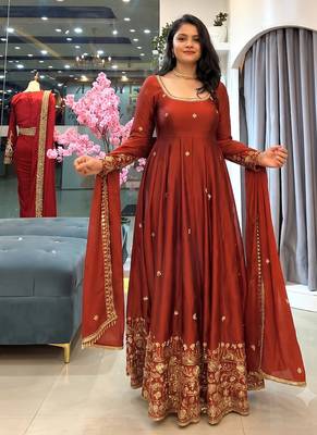 Orange heavily embroidered anarkali suit set 4
