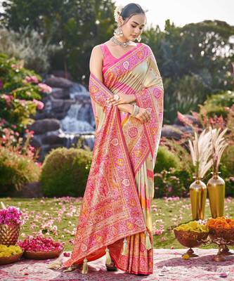 Women cream & pink banarasi jacquard woven silk blend ethnic saree 1