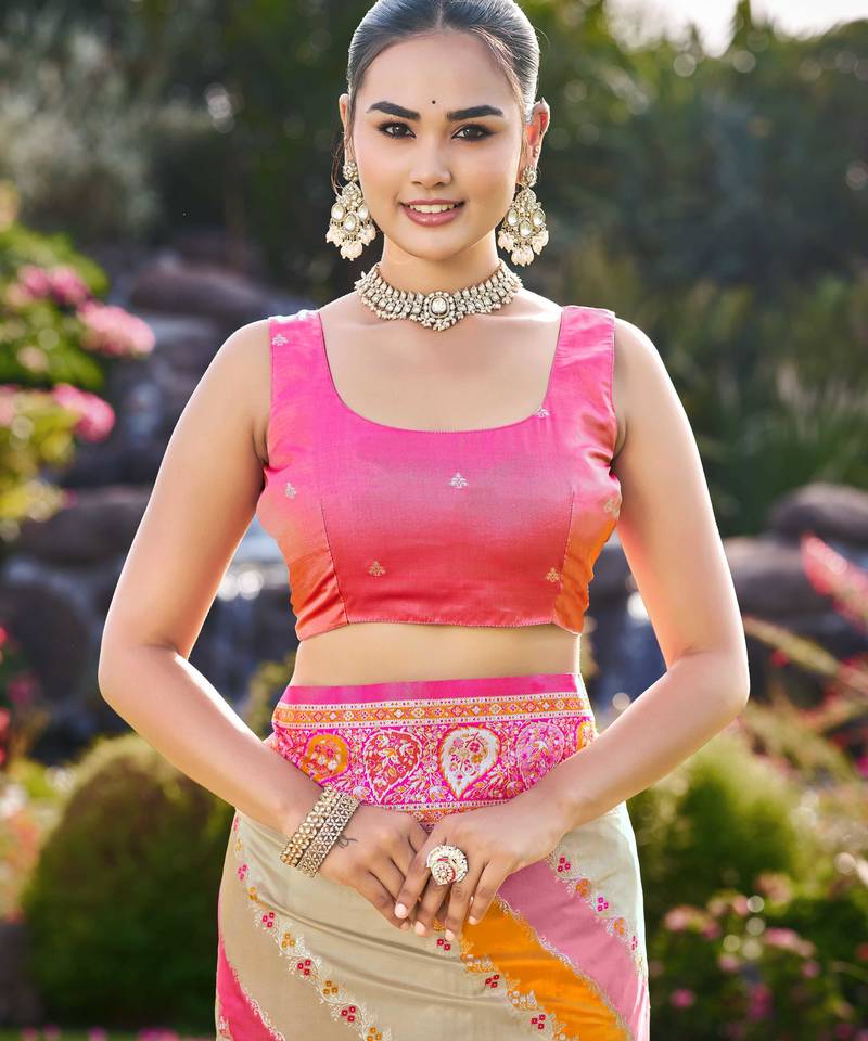 Women cream & pink banarasi jacquard woven silk blend ethnic saree