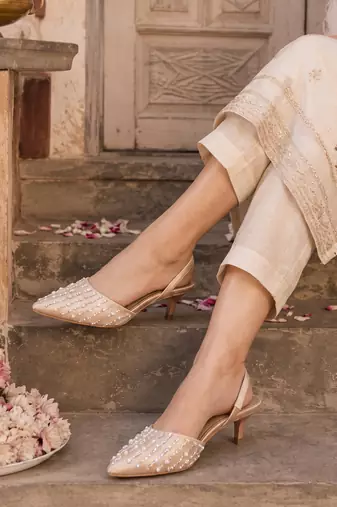 rose gold pearl embellished kitten heels