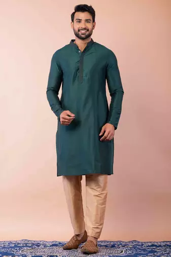 green dupion kurta pyjama set for men with printed design