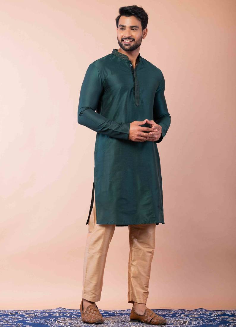 green dupion kurta pyjama set for men with printed design