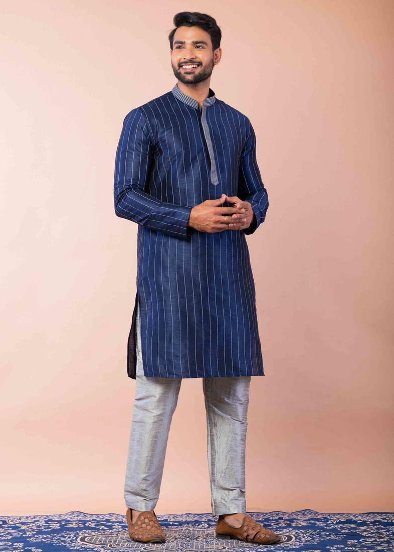 navy blue dupion kurta pyjama set for men with solid design
