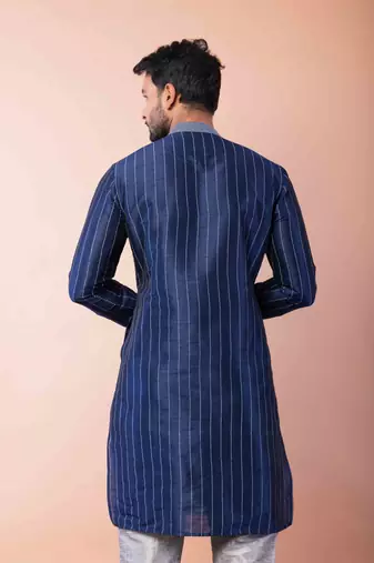 navy blue dupion kurta pyjama set for men with solid design