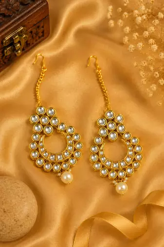 Chandrika Halo Premium Kundan Earrings