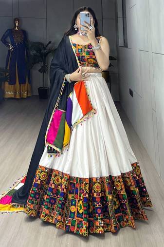 WHITE RAYON COTTON EMBROIDERY NAVRATRI CHANIYA CHOLI- full stitched free size